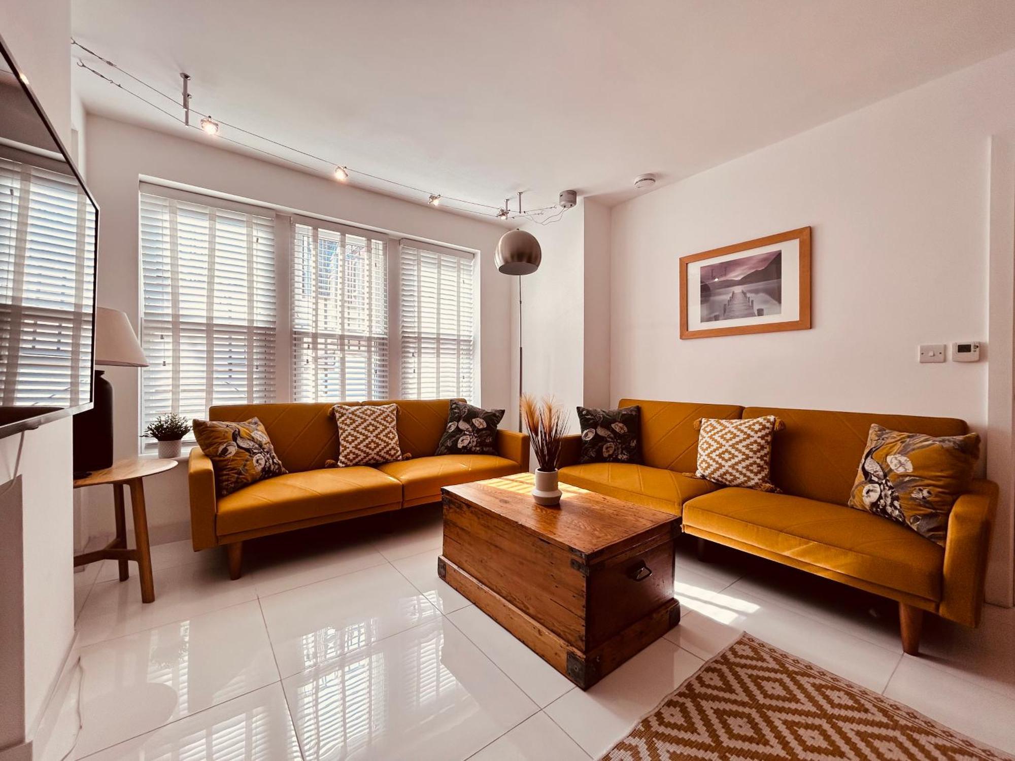 Stunning Spacious B.Apt. Slps.4 ลอนดอน ภายนอก รูปภาพ