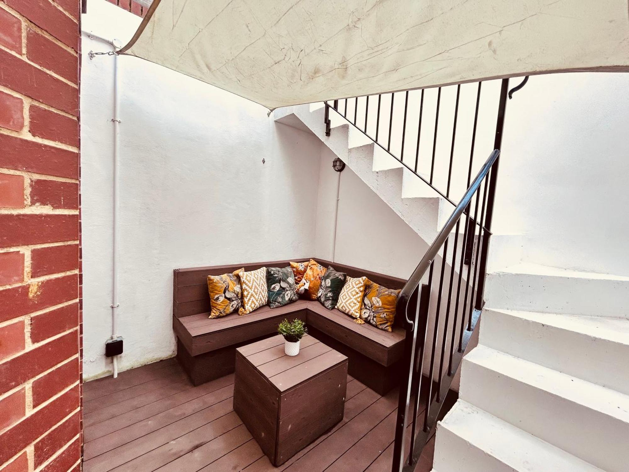Stunning Spacious B.Apt. Slps.4 ลอนดอน ภายนอก รูปภาพ