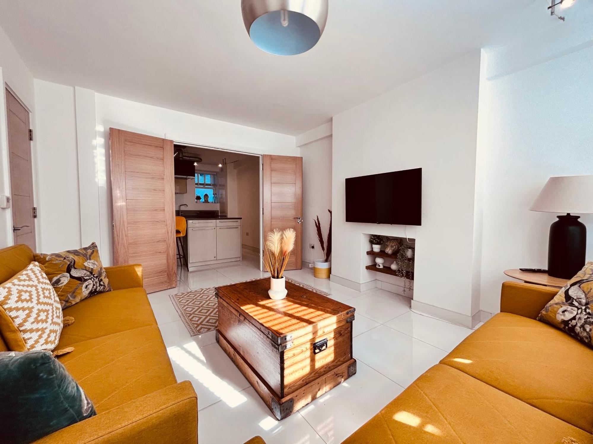 Stunning Spacious B.Apt. Slps.4 ลอนดอน ภายนอก รูปภาพ